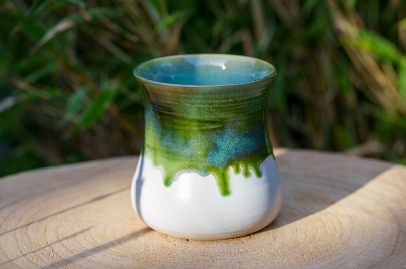 Vase blanc et vert