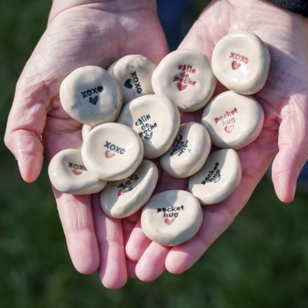 Câlin de poche en céramique Worry stone amour