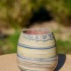 Vase multicolore en terres mêlées
