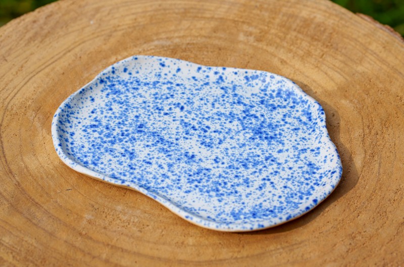 Coupelle blanche et bleue