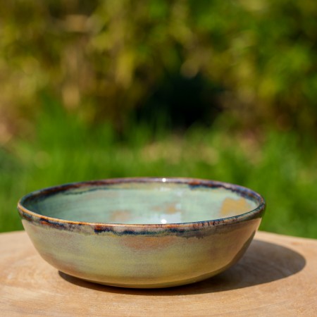 Assiette creuse verte et bronze