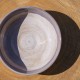 Assiette creuse blanc et violet