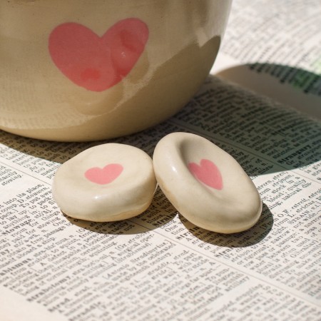 Worry Stone en céramique - Coeur rose