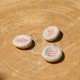 Worry Stone en céramique relief rose