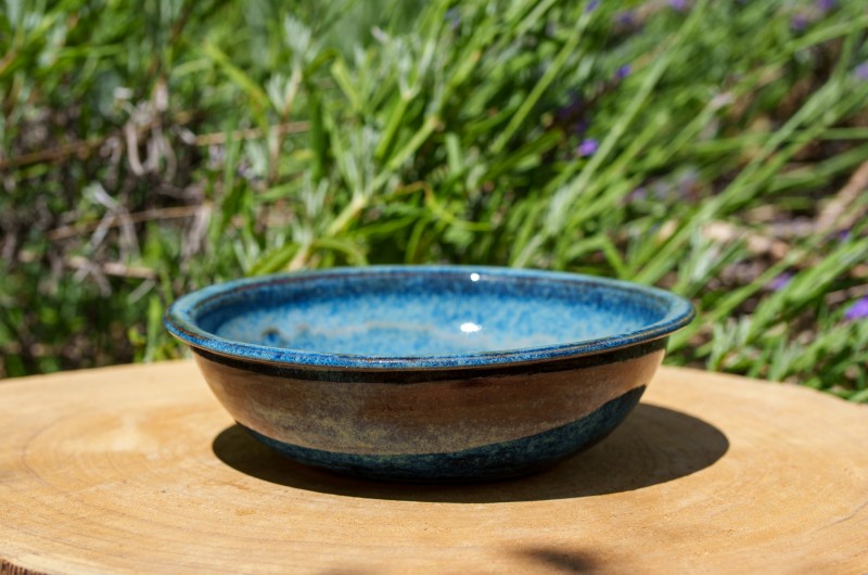 Assiette creuse bleue
