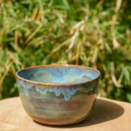 Saladier en céramique vert et bleu