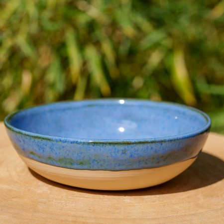 Assiette creuse bleue et verte