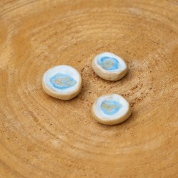 Worry Stone en céramique Bleu ciel cristalisé