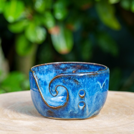 Bol à tricot bleu