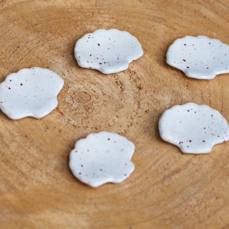 Worry stone Fleur blanche