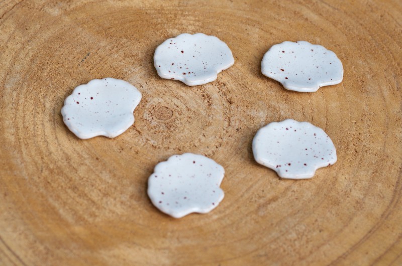 Worry stone Fleur blanche