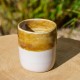 Pot ocre et blanc