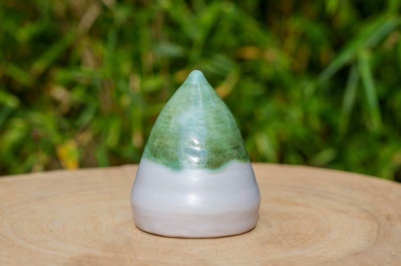 Sapin de Noël à poser vert et blanc