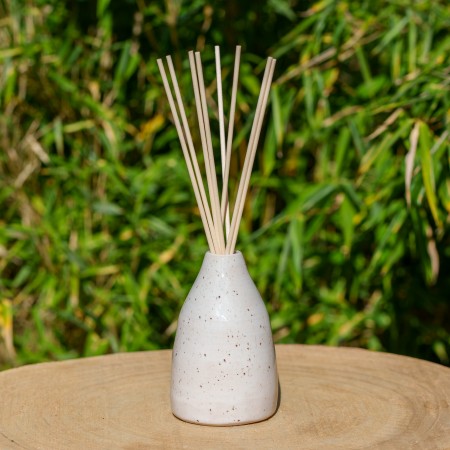 Diffuseur de parfum blanc en céramique