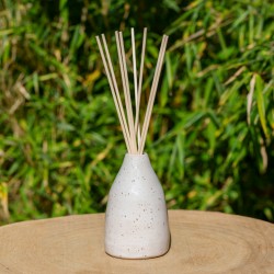 Diffuseur de parfum blanc en céramique