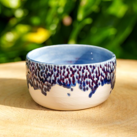 Pot boule bleu en porcelaine