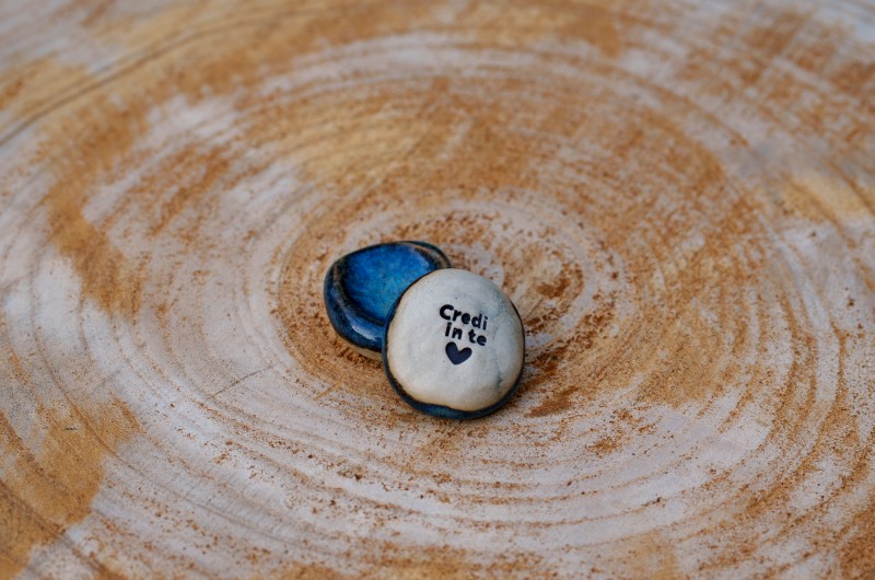 Worry Stone Credi in te