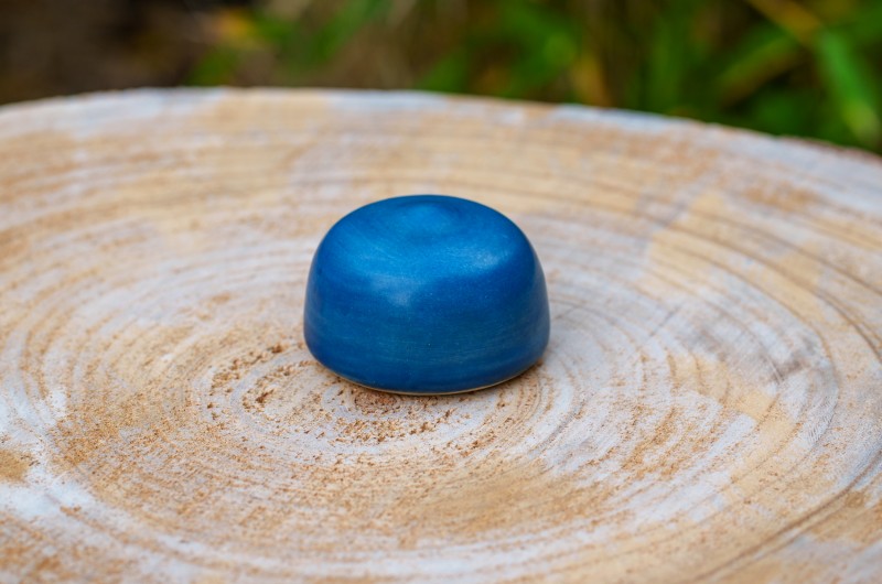 Salière magique bleue matte