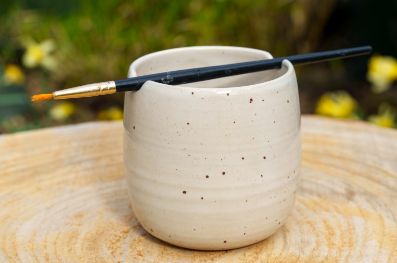 Pot pour pinceaux beige