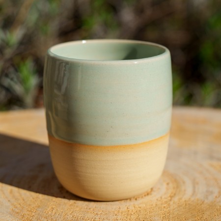 Pot droit vert d'eau