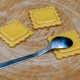 Repose-cuillère Ravioli Jaune Taille S