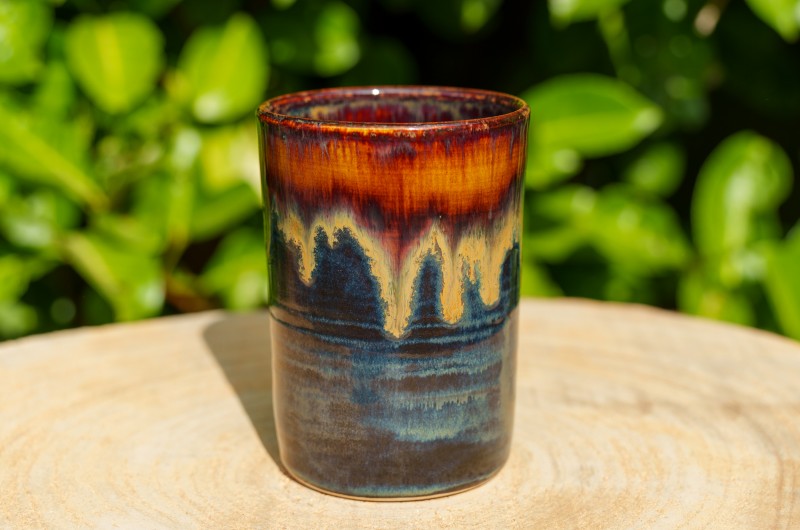 Vase bleu et brun