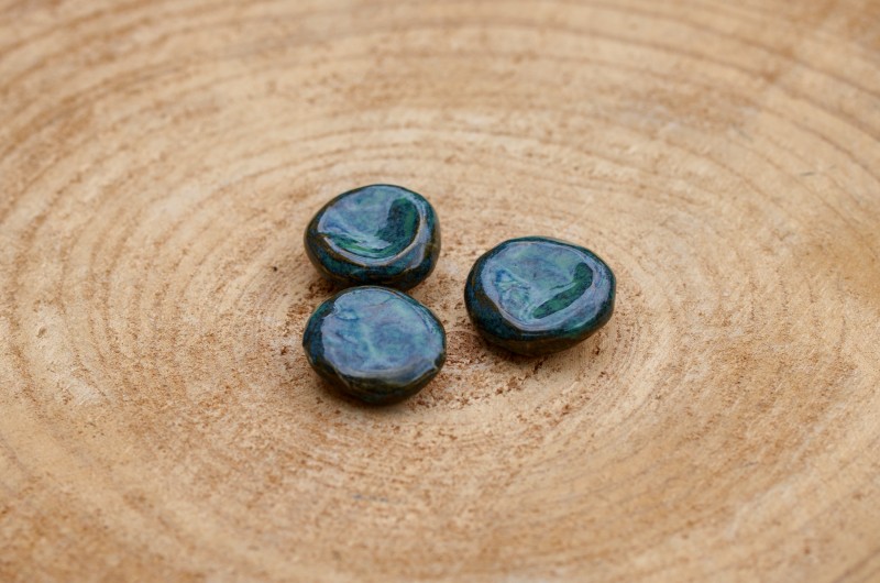 Worry Stone en céramique - vert bleuté